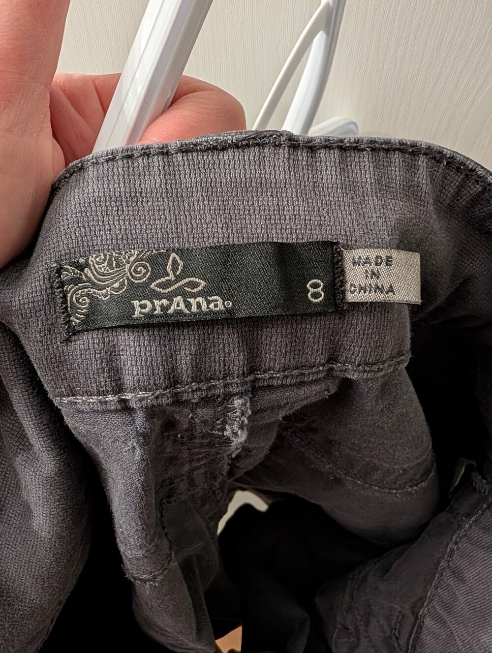 Prana Low Rise Cargo Shorts - Picture 3 of 4